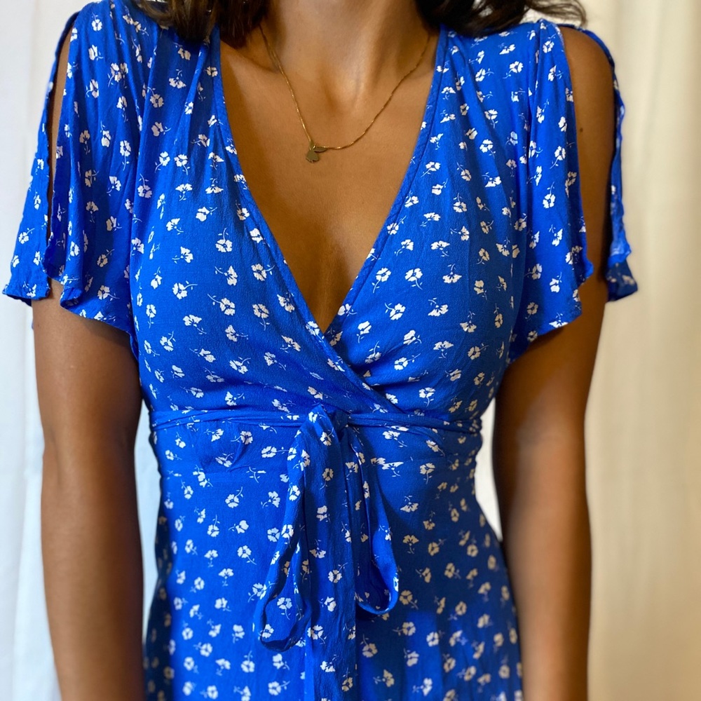 COPY - FLORAL WRAP DRESS